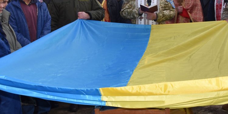 Із військовим Романом Свердликом попрощалися на Бучаччині