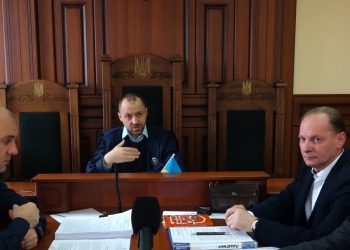 Справу підприємця, якого підозрюють у замовленні підпалу автомобілів, розглядає суд у Тернополі