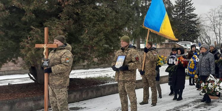 37-річного воїна Сергія Заблоцького сьогодні ховають у Тернополі