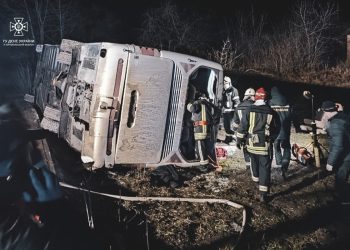 Пасажири автобуса потрапили в смертельну аварію біля Микулинців (ОНОВЛЕНО)