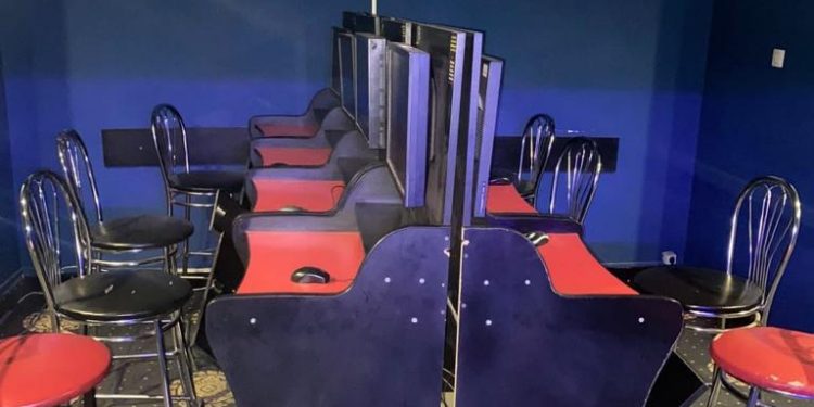 П’ятьох зловмисників підозрюють в організації незаконного грального бізнесу у Тернополі