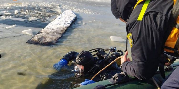 Знайшли тіло хлопця, який втопився у ставку в Скалаті