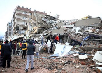 П’ятеро українців можуть перебувати під завалами у Туреччині