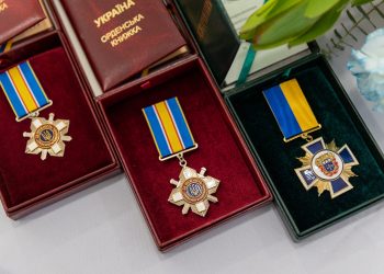 Державні нагороди вручили рідним загиблих військових з Тернопільщини