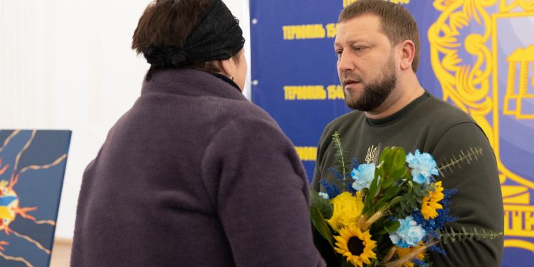 Державні нагороди вручили рідним загиблих військових з Тернопільщини