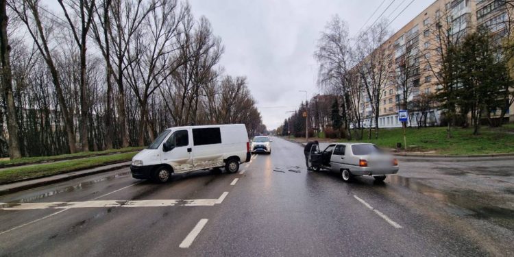 Аварія з потерпілими трапилася на проспекті Злуки