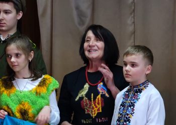 Юні театрали з Козової своєю виставою зібрали більше 160 тисяч гривень для ЗСУ