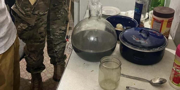 Судитимуть поліцейського, який облаштував нарколабораторію в тернопільському гаражі