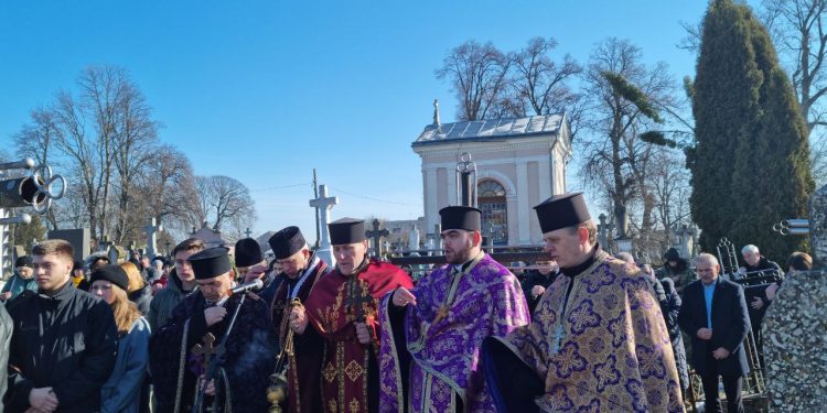 Пам’ять найкращого льотчика ударної авіації Олександра Корпана вшанували у Підгайцях