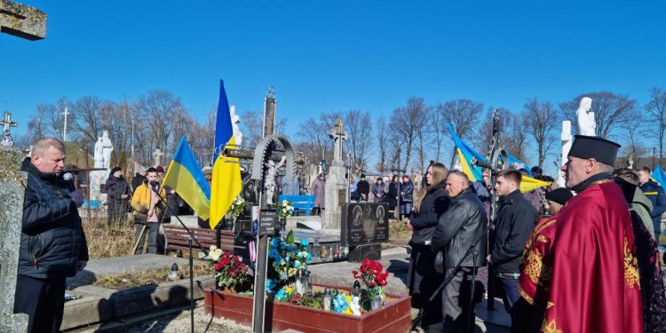 Пам’ять найкращого льотчика ударної авіації Олександра Корпана вшанували у Підгайцях