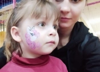 Матір із дитиною розшукують у Тернополі