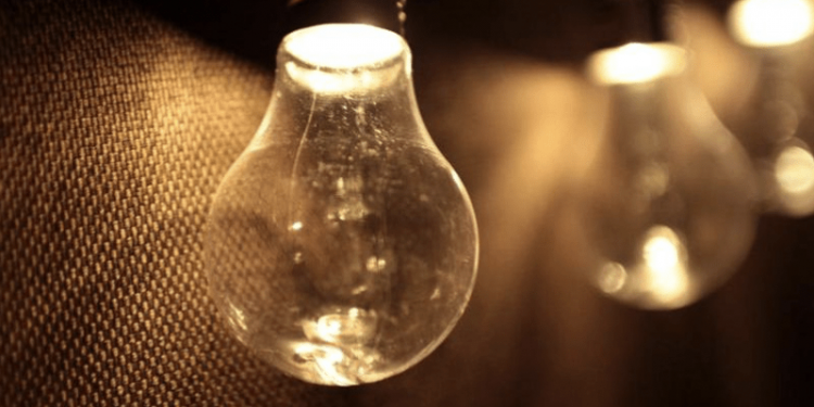 Фахівці пояснили, чому можуть вимикати електрику на Тернопільщині