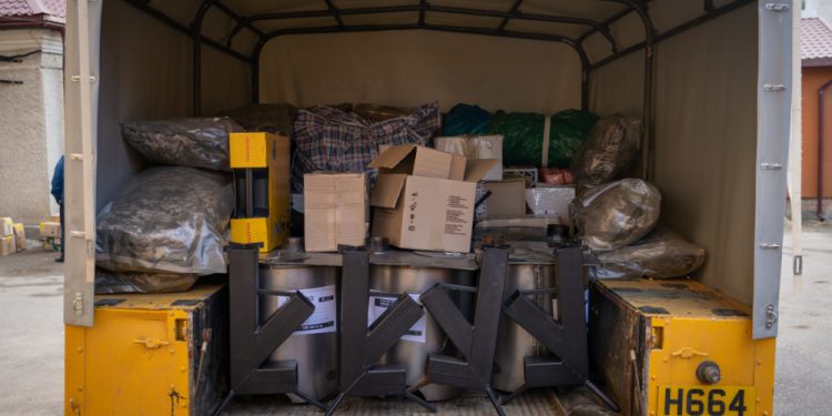 Волонтери центру “Допомога армії від Тернополя” вирушили на передову до захисників