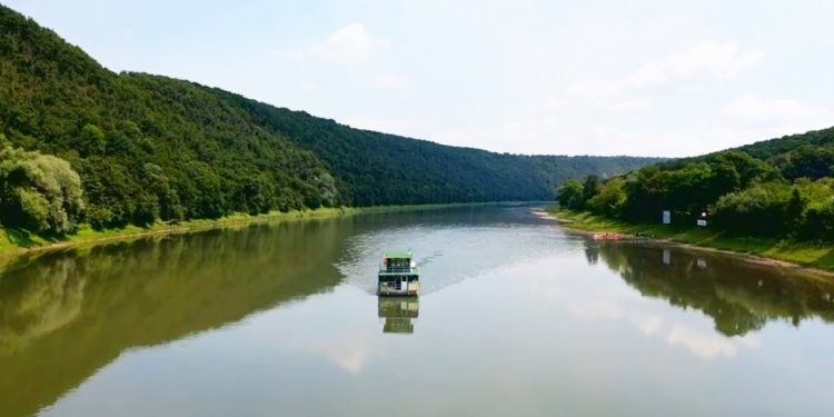 Про підйом рівня води у Дністрі попереджають жителів Тернопільщини