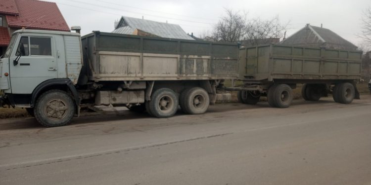 За пропозицію хабаря поліції судитимуть водія з Кременеччини