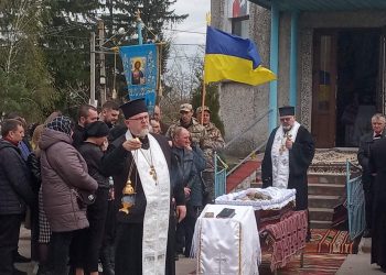 Із військовими Миколою Ткачуком і Андрієм Танчаком попрощалися на Тернопільщині