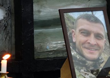 Із захисником України Мирославом Сидором попрощалися близькі та побратими в Тернополі