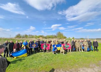 44 українські захисники повернулися додому з російського полону