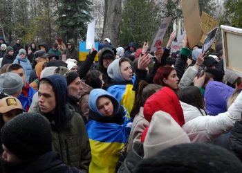 Священники УПЦ мп відреагували на протест тернополян під храмом