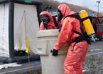 Рятувальники відпрацьовували навичики ліквідації надзвичайних ситуацій біля Тернополя
