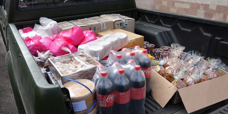 Великодні смаколики передали захисникам волонтери із громадської спільноти “Бункер С”