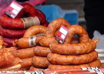 Що й по скільки продавали на передвеликодньому ярмарку у Тернополі