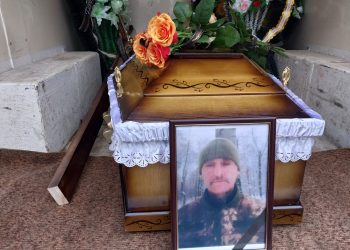 Із військовим Євгеном Підгородецьким прощаються на Борщівщині