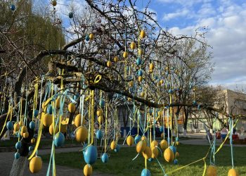 Оригінальні фотозони встановили до Великодня у Заліщиках