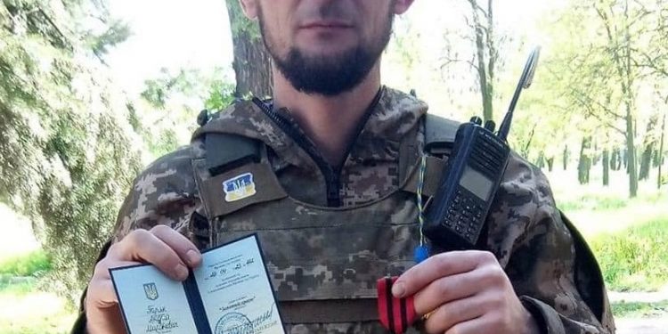 Військовий Андрій Паряк з Тернопільщини отримав почесну відзнаку