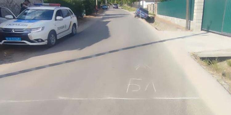 Автівка злетіла в кювет у Вишнівці