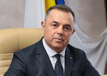 Через суд поновитися на посаді хоче тернопільський податківець Михайло Яцина