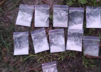 Судитимуть наркоторговця, який долучив до незаконного бізнесу неповнолітню на Тернопільщині