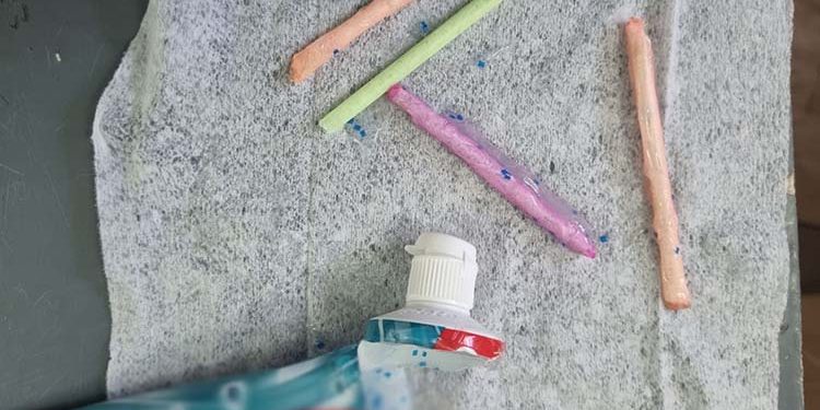 У двох чоловіків у слідчому ізоляторі на Тернопільщині виявили наркотики