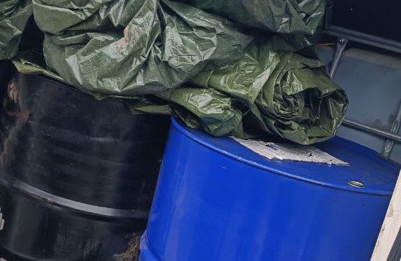 Дизельне пальне без документів перевозив чоловік у Зборові