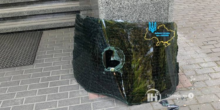 Внаслідок ворожої атаки росіян пошкоджений один із корпусів ЗУНУ