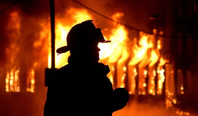 Згорів дачний будиночок на вулиці Тарнавського