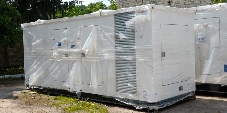 Водоканал отримав 2 генератори, щоб каналізаційна система Тернополя працювала безперебійно