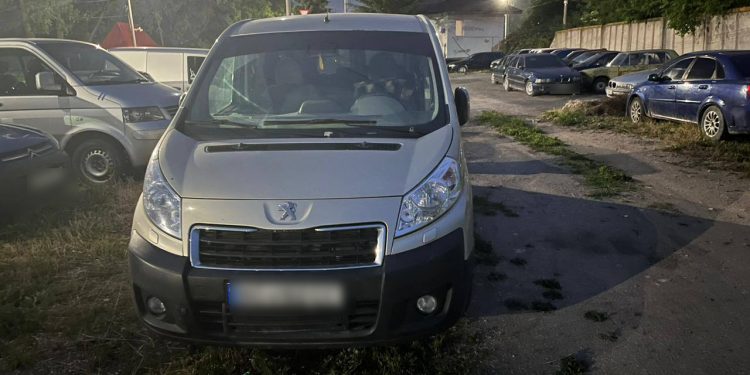 Три автомобілі, які перебували у розшуку, виявили тернопільські патрульні