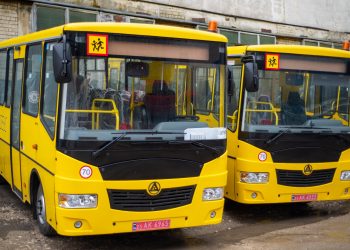 Нові шкільні автобуси отримали громади Тернопільщини