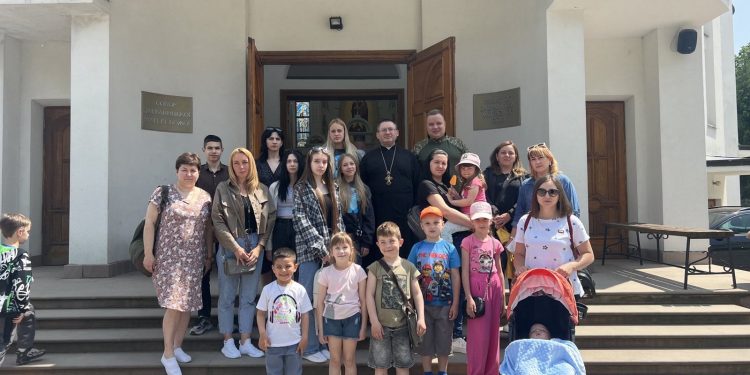 Діти загиблих героїв побували у Зарваниці