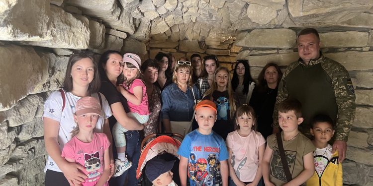 Діти загиблих героїв побували у Зарваниці