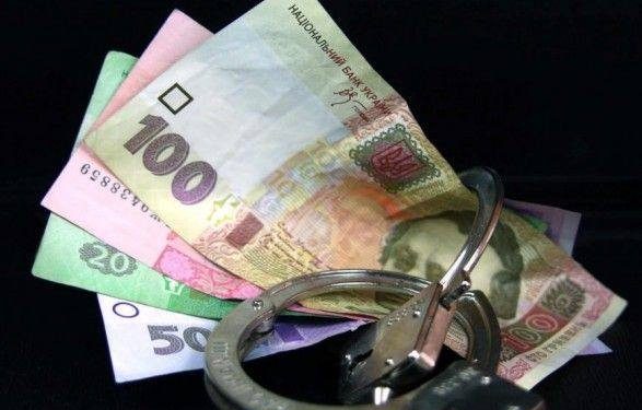 Судитимуть двох чоловіків, які пропонували хабар правоохоронцям на Тернопільщині