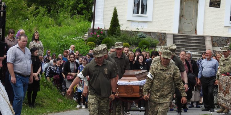 Воїна Руслана Сопігу поховали у Вишнівецькій громаді