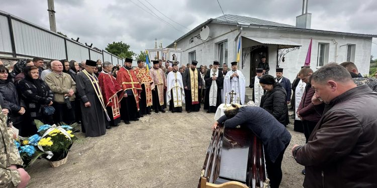 Воїна Сергія Леськіва поховали на Підволочищині