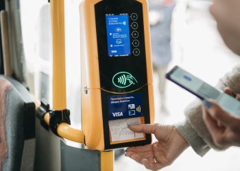 Через нові валідатори з карток тернополян вчора стягнули інші суми