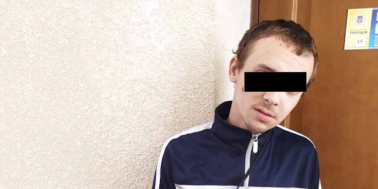 За розбійний напад на вулиці затримали молодика з Тернополя