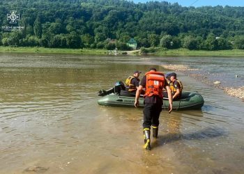 На Дністрі шукають зниклого підлітка (ОНОВЛЕНО)