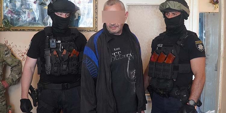 Продавця зброї викрила поліція у Тернополі