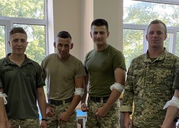 Військові стали донорами крові у Чорткові