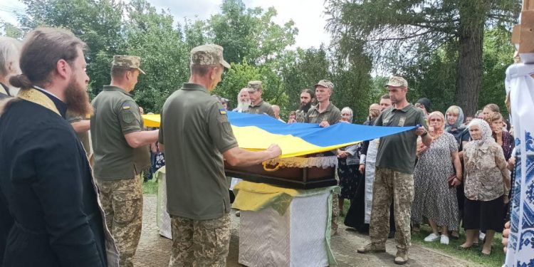 Воїна Олександра Майбороду поховали на Кременеччині